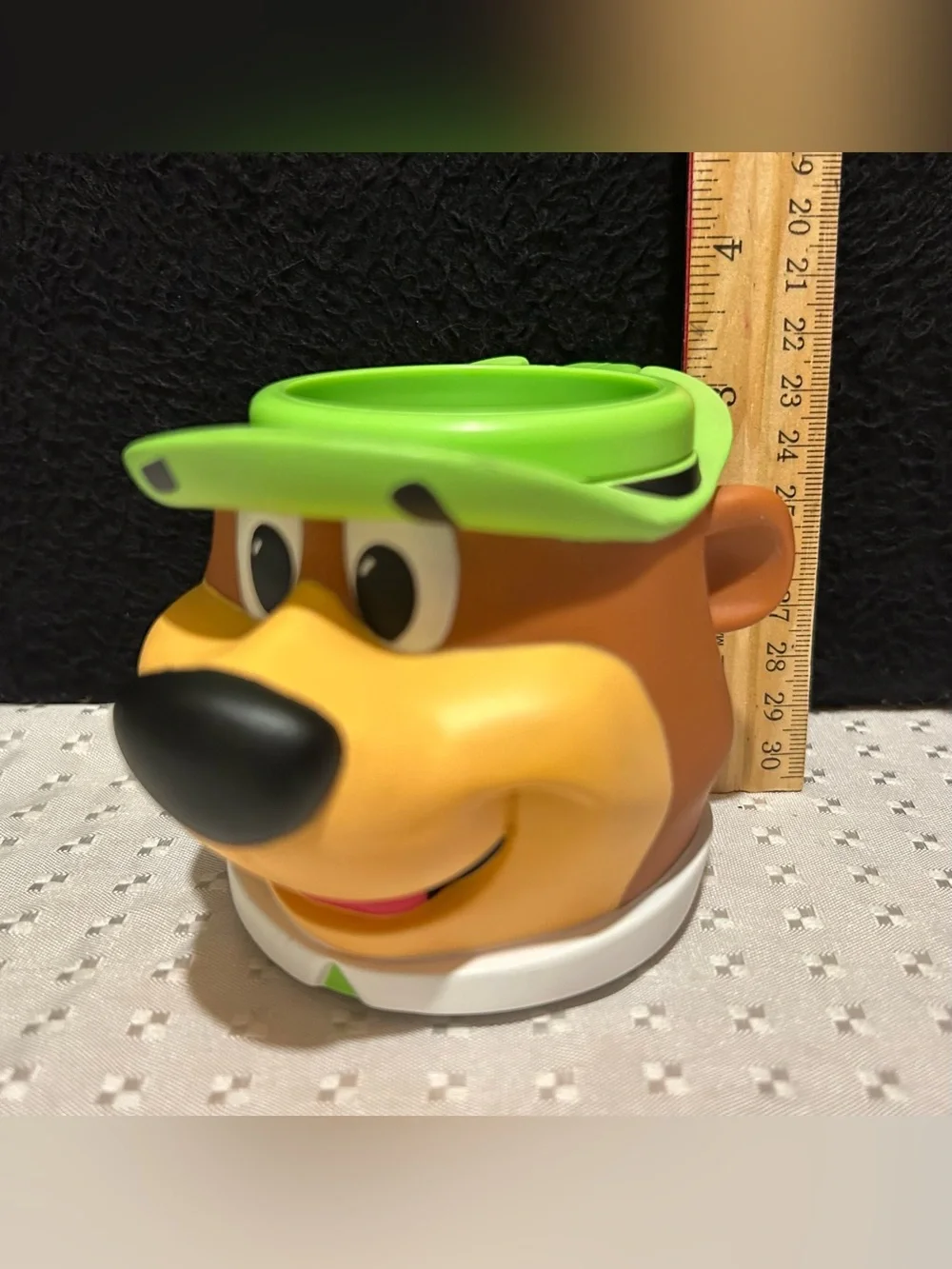 Vtg 1997 Hanna Barbara  Collectible Yogi Bear Child's Mug Retro Cartoons